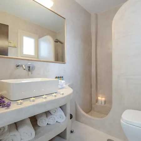 Venetian Apartment Agios Prokopios (Naxos)